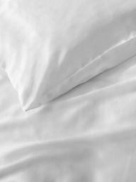 John Lewis The Ultimate Collection Luxury Organic Mulberry Silk Duvet Cover - thumbnail 2