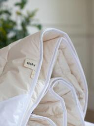 Floks Luxury British  All Seasons Wool Duvet, 8-10 Tog - thumbnail 4