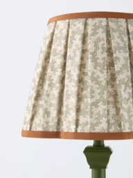 John Lewis x Sanderson Truffle Scallop Table Lamp, Green - thumbnail 3