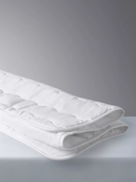 John Lewis Kids' Easycare Duvet, Pillow, Waterproof Protectors and Fitted Sheet Set, 4 Tog, Cot - thumbnail 2