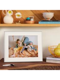 Aura Frames Walden Digital Photo Frame, 15” - thumbnail 4