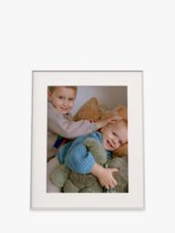 Aura Frames Walden Digital Photo Frame, 15” - thumbnail 1
