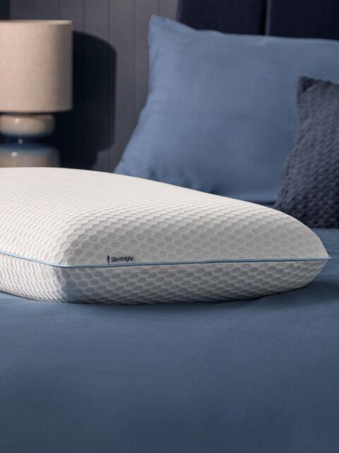 Silentnight Memory Foam Cooling Pillow - image 1