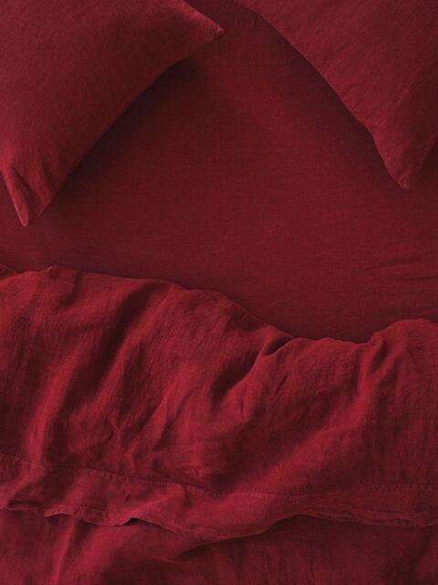 Piglet in Bed Linen Fitted Sheet - image 1
