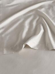 Bedfolk Luxe Cotton Standard Fitted Sheets - thumbnail 2