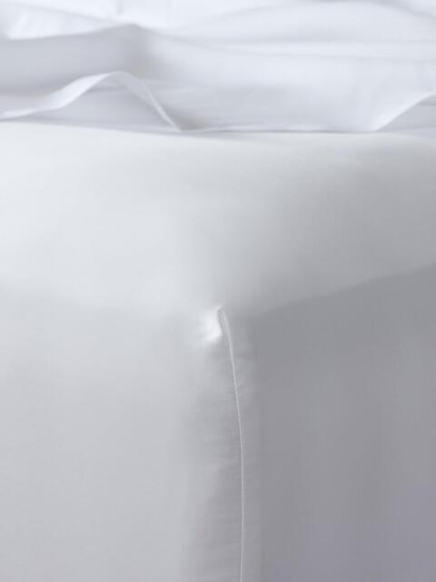 Bedfolk Luxe Cotton Standard Fitted Sheets - image 1