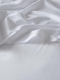 Bedfolk Luxe Cotton Standard Fitted Sheets - thumbnail 2