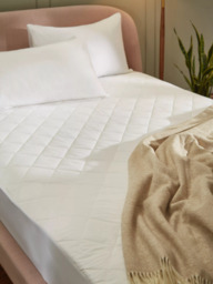 John Lewis Temperature Balancing Smart Cool Mattress Protector - thumbnail 5
