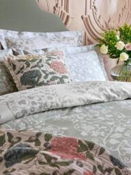Historic Royal Palaces Tudor Trail 250 Thread Count Duvet Cover Set, Sage - thumbnail 2