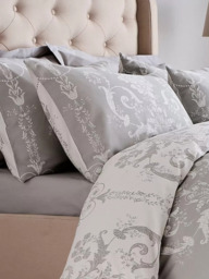 Laura Ashley Josette Duvet Cover Set - thumbnail 3