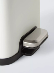 John Lewis Soft Close Bathroom Pedal Bin, 4L - thumbnail 3