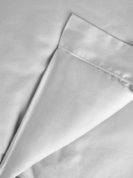 John Lewis Soft & Silky Egyptian Cotton Sateen 400 Thread Count Bedding - thumbnail 3