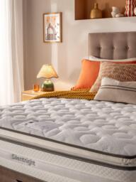 Silentnight Sleep Retreat Memory Cool™ 2500 Mirapocket® Spring Mattress, Medium/Firm Tension, King Size - thumbnail 3