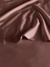 Bedfolk Luxe Cotton Deep Fitted Sheets - thumbnail 3