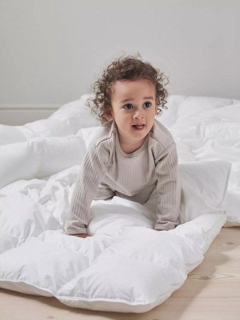Bedfolk Down Alternative Toddler Duvet, 4 Tog - image 1