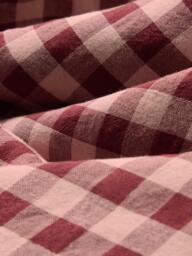 Piglet in Bed Gingham Linen Blend Bedding, Rhubarb/Rose - thumbnail 3