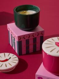 Paddywax Charm Lucky Horseshoe Tabac & Pine Scented Candle, 850g - thumbnail 5