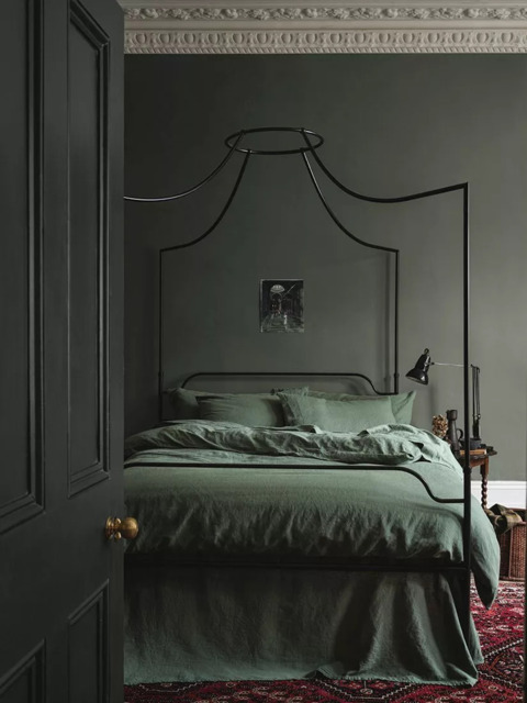 Piglet in Bed Linen Blend Bedding - image 1