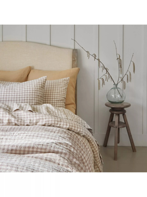 Piglet in Bed Gingham Linen Flat Sheet - image 1
