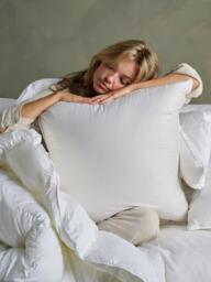 Bedfolk The Memory Square Pillow, Firm - thumbnail 2