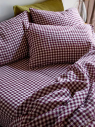 Piglet in Bed Gingham Linen Fitted Sheet - thumbnail 1