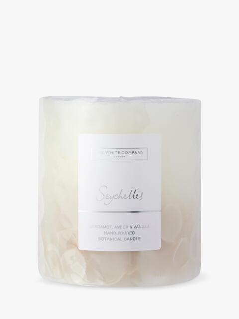 The White Company Seychelles Medium Botanical Candle, 725g - image 1