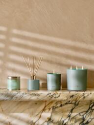 Charles Farris The Orchard Signature Scented Jar Candle - thumbnail 6