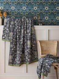 Morris & Co. Iris & Rose Towels - thumbnail 3