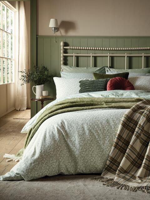 Laura Ashley Sweet Alyssum Duvet Cover Set - image 1