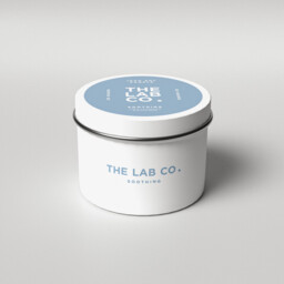 The Lab Co. Luxury Scented Candle - 30hrs Burn Time - Soothing Fragrance with Linen, Chamomile and White Rose - 100% Vegan Soy Wax - 180g wax weight - thumbnail 3