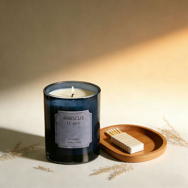 Zooly Amber Time Scented Candle - Hibiscus Honey (Dark Blue), 100G, 1PC - image 1