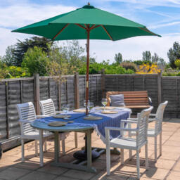 Harbour Housewares Garden Parasol, Wooden Frame - thumbnail 2