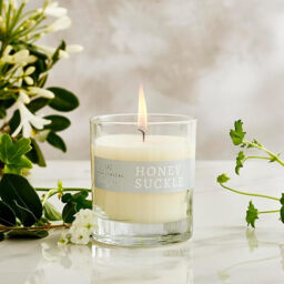 Wax Lyrical Candle Homegrown Honeysuckle 586g - thumbnail 1