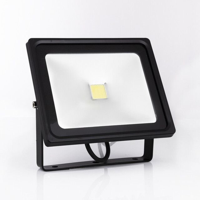 LED Floodlight - image 1