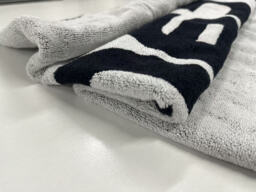 Capelli Sport cotton jacquard TEAM towel 140cm x 70cm - thumbnail 4