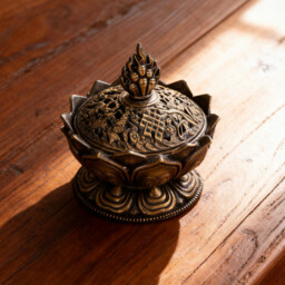 JU7CER 1PC Bronze/Lotus Incense Burner - Classic Style, Ideal for Christmas Home Decoration and Floor Display, Incense Holder - thumbnail 3