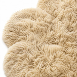 Large Plush Faux Wool Flower Shaped Area Rug, 180x180cm Soft Shaggy Plum Blossom Mat, Unique Non-Slip Carpet for Living Room, Bedroom (Brown) - thumbnail 5