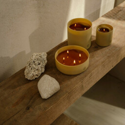 Spaas Candle Shimmering Smile 4 Wick 20h Burn Time Yellow - thumbnail 3