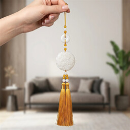 Huacan Golden jade pendant - thumbnail 2