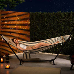 Vonhaus Ibiza 1 Person Cotton Hammock with Stand - thumbnail 5