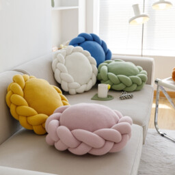 MEROPE, Acrylic Wreath Cushion, 40x40cm, lilac, 1pack - thumbnail 3