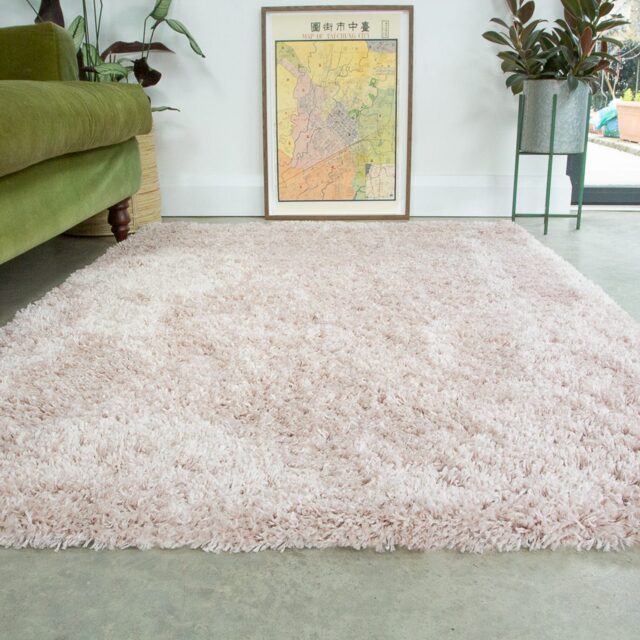 Soft Everyday Blush Pink Shaggy Rug - Nore - 60cm x 110cm