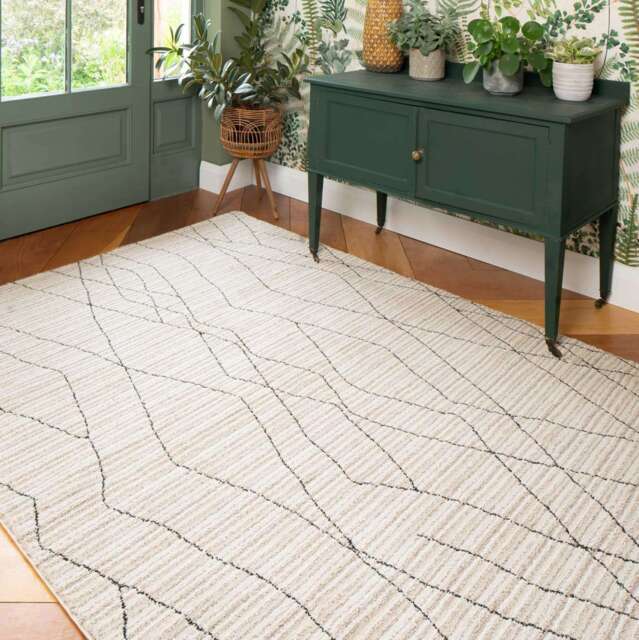 Cosy Soft Abstract Lined Beige Moroccan Berber Bedroom Rug - Medini - 80cm x 150cm