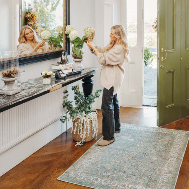 Sage Green Classical Rug - Basila - Havana - 80cm x 150cm