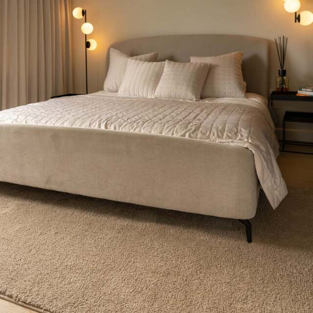 Soft Washable Beige Shaggy Rug - Washable Shaggy - 80cm x 150cm