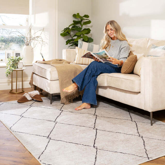Washable Berber Trellis Rug - Sol - Everyday - 80cm x 150cm