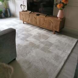 Luxury Retro Cream Rug - Escape - Motion - 120cm x 170cm