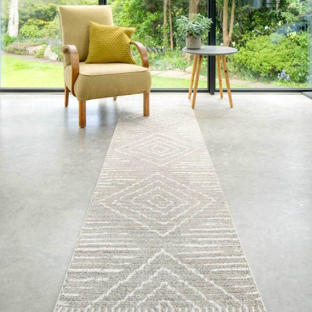 Soft Diamond Beige Moroccan Berber Runner Rug - Medini - 60cm x 240cm Runner