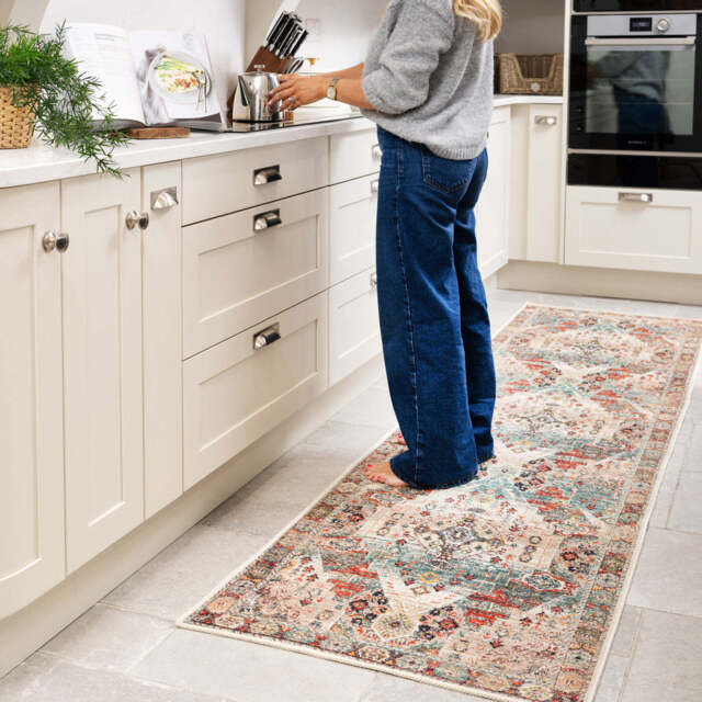 Traditional Medallion Washable Runner - Hue - Everyday - 60cm x 240cm Runner