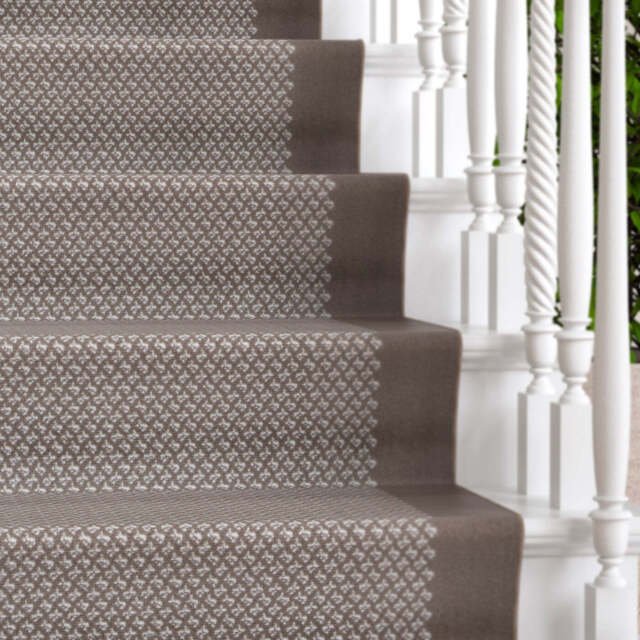 Beige Bordered Stair Carpet Runner - Cut to Measure - Scala - 1ft